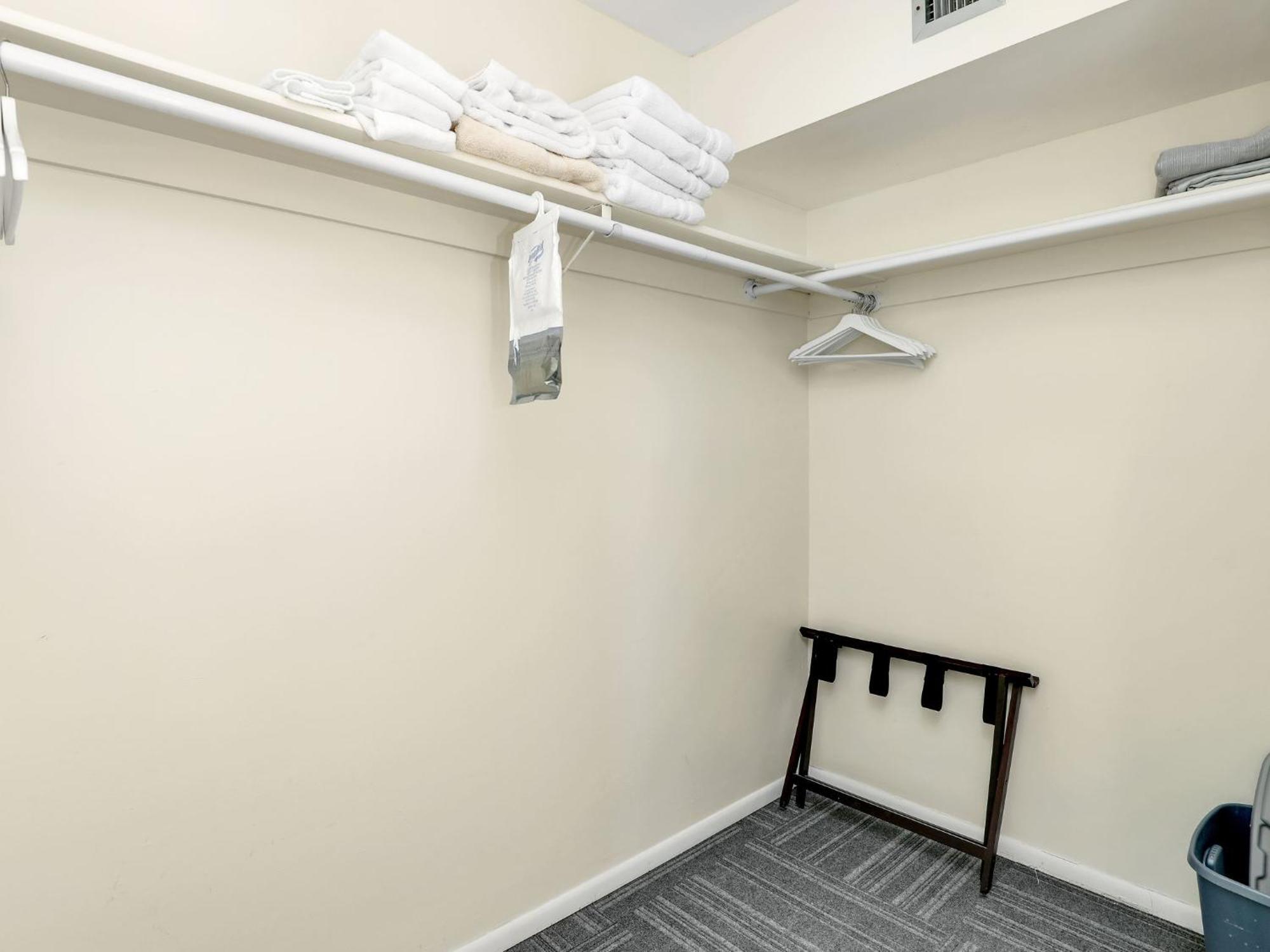 הוילה ליבוניה 5 Beds 3 Bdr 2 Bath Heated Pool, Grill, Patio מראה חיצוני תמונה