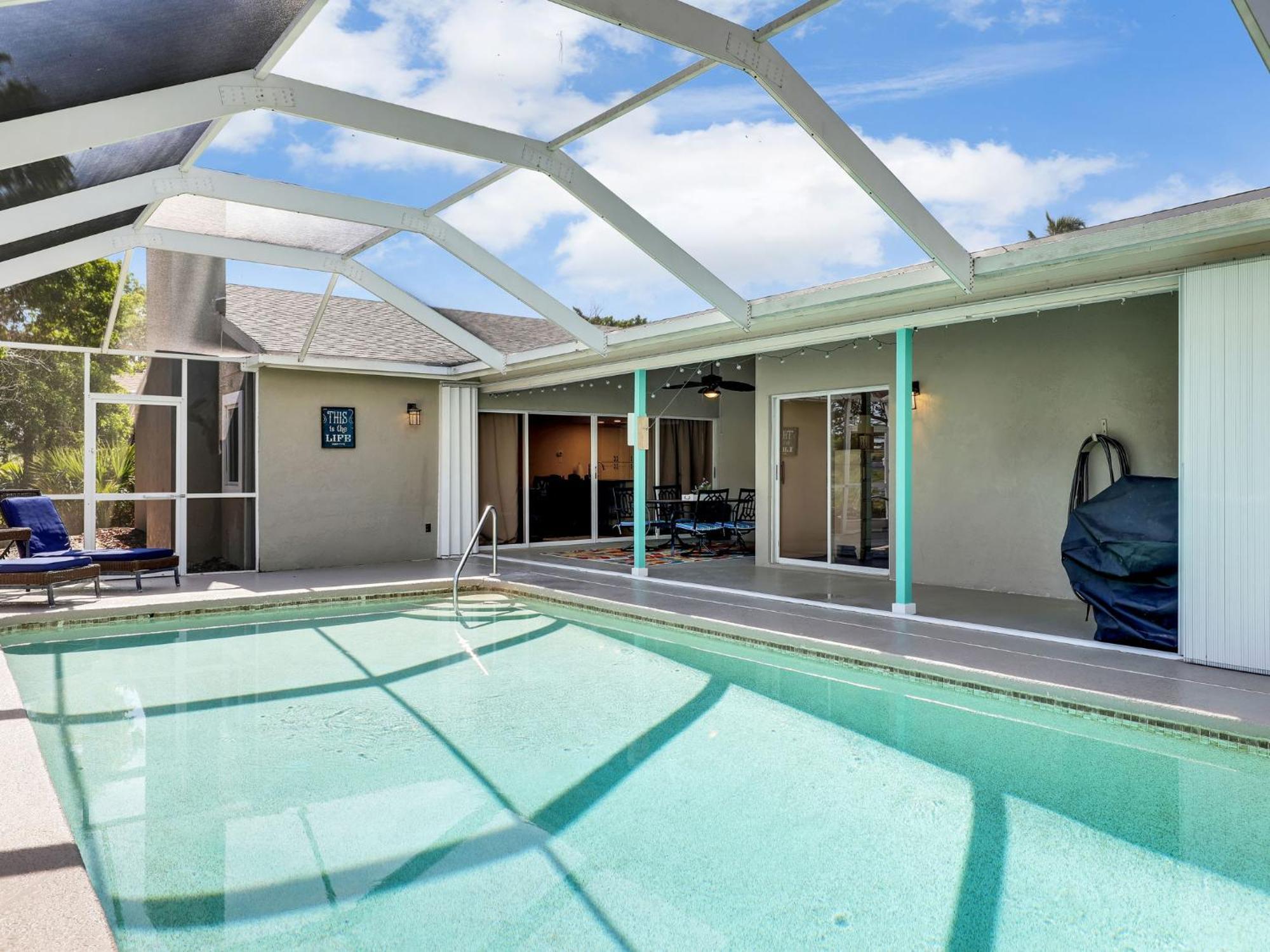 הוילה ליבוניה 5 Beds 3 Bdr 2 Bath Heated Pool, Grill, Patio מראה חיצוני תמונה